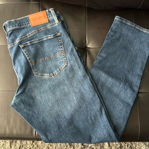 Man’s lucky brand blue jeans, 121 Slim straight 36 x 32